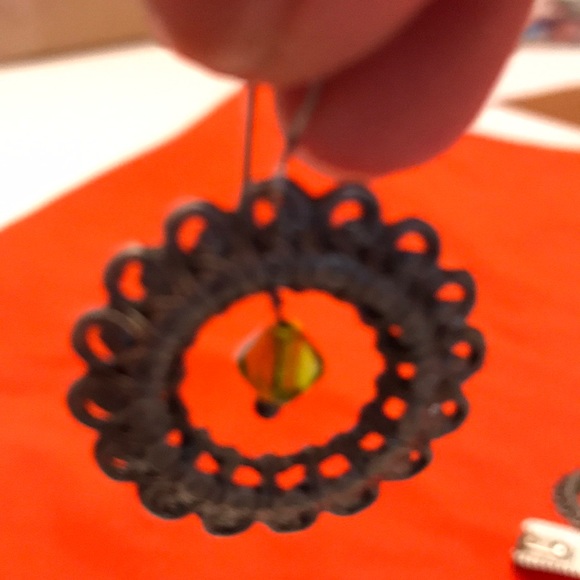 Pretty vintage earrings - Picture 3 of 3